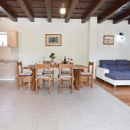 Vacation Home Mate Ceko Sukošan Buitenkant foto